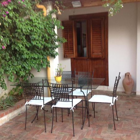 הוילה Isola di Ustica Casa Tufo מראה חיצוני תמונה