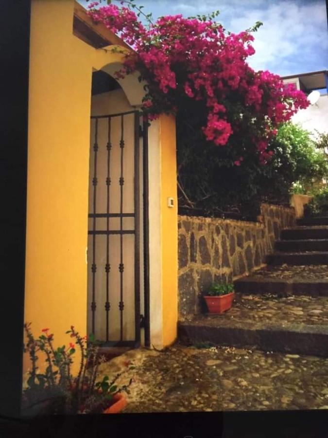 הוילה Isola di Ustica Casa Tufo מראה חיצוני תמונה